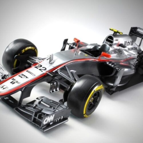 EBBRO 013 McLaren MP4-30 2015 Hearly Season 1:20 Modellismo Statico