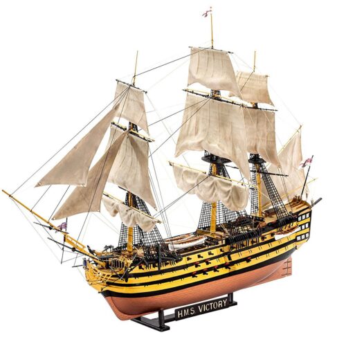 HMS VICTORY MODELLO REVELL 05408 SCALA 1/225
