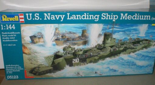 US NAVY LANDING SHIP MEDIUM - REVELL CODICE 05123 SCALA 1:144