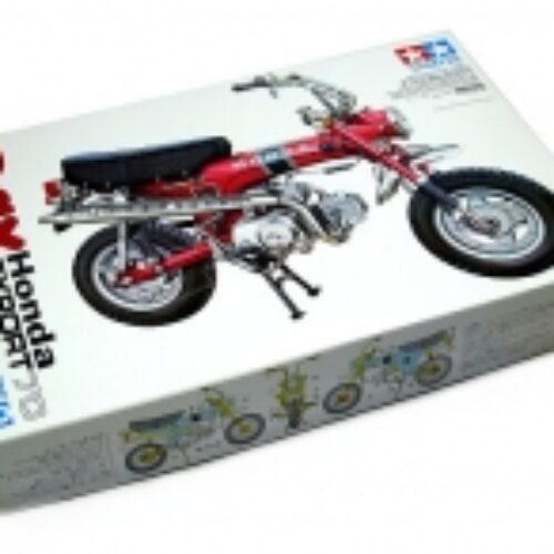 HONDA DAX EXPORT 70  TAMIYA scala 1:6