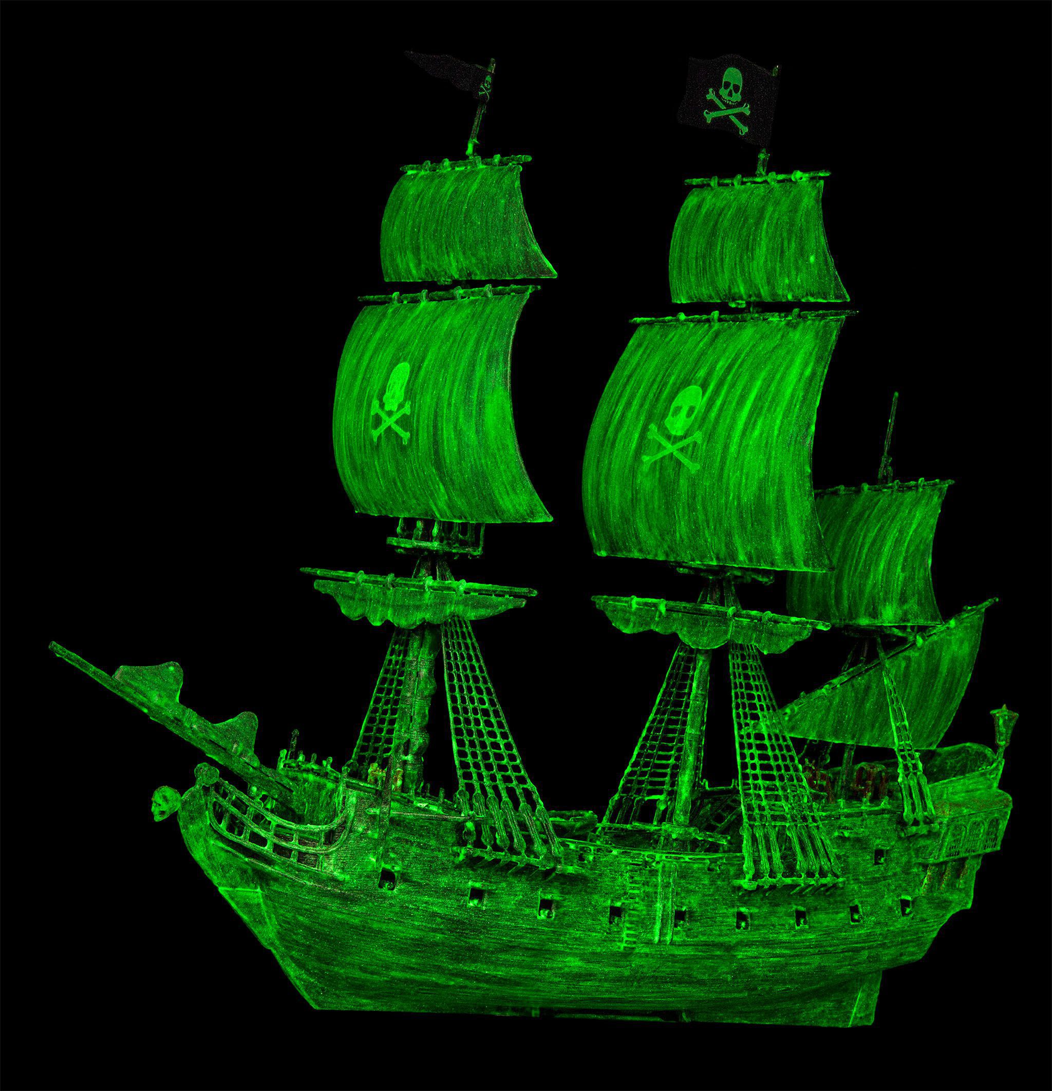 Ghost Ship REVELL 05435 scala 1:150