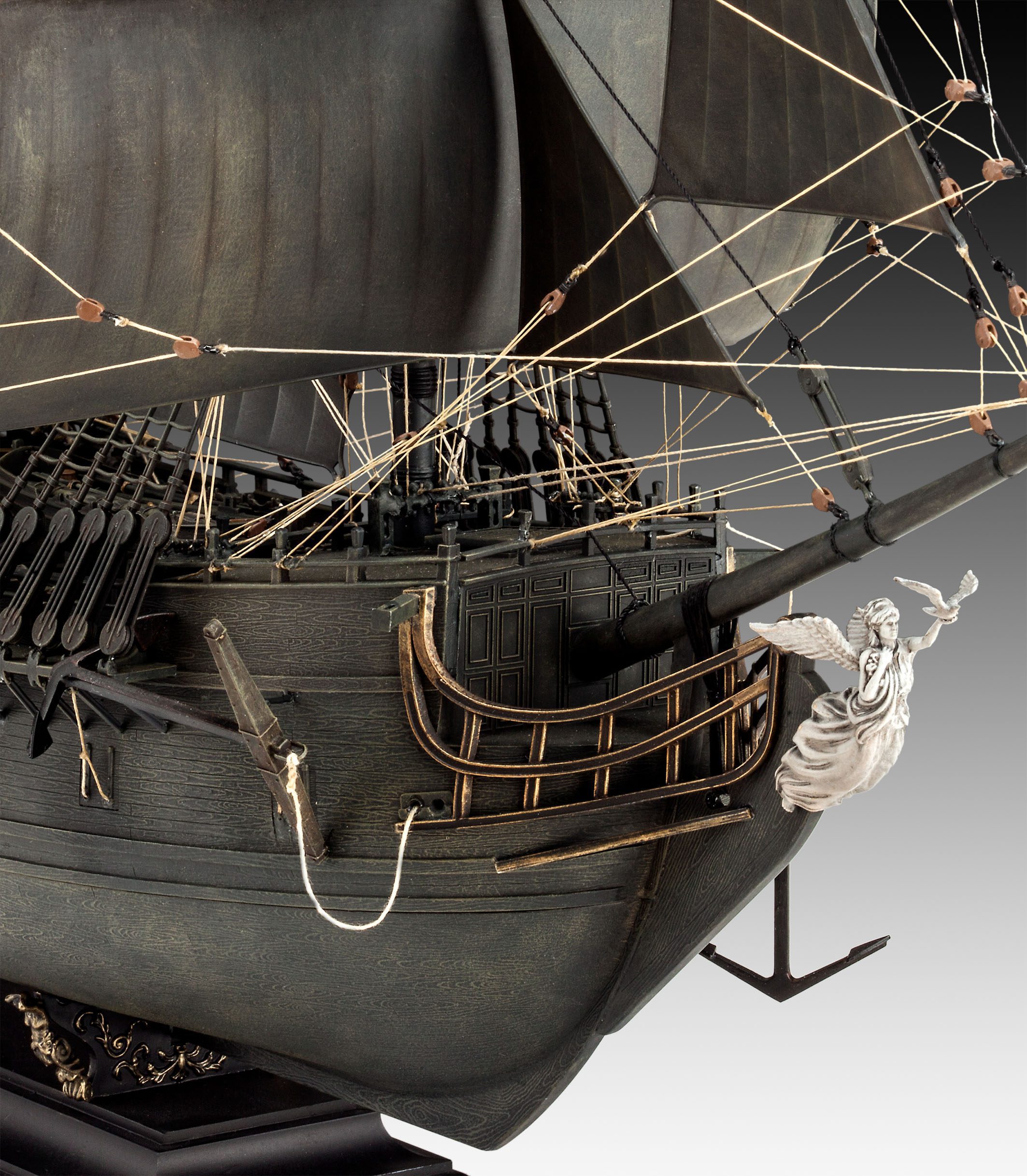 Black Pearl Revell 05699 scala 1:72 - immagine 6