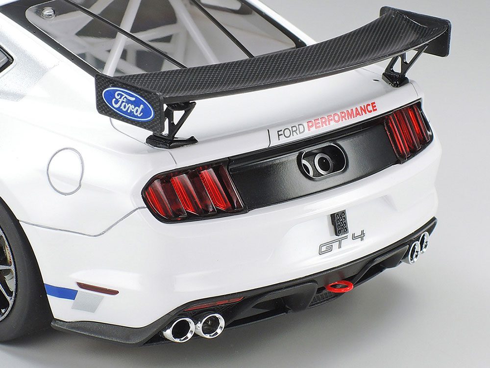 Ford Mustang GT4 scala 1:24 Tamiya 24354 - immagine 5