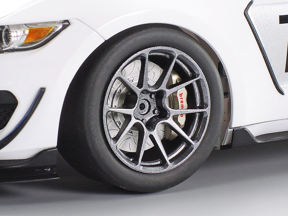 Ford Mustang GT4 scala 1:24 Tamiya 24354 - immagine 6