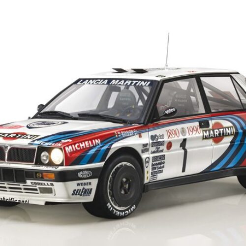 Lancia Delta HF integrale 16v scala 1:12  Italeri 4709