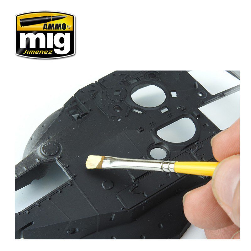 AMIG2033 ANTI-SLIP PASTE - SAND COLOR FOR 1:35 AMMO MIG - immagine 3