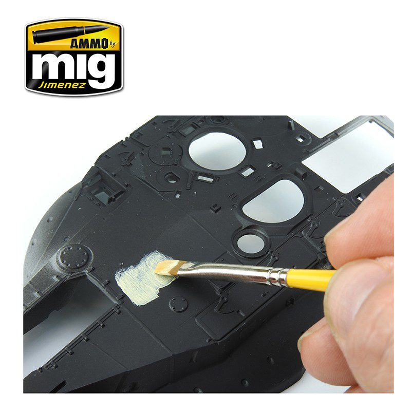 AMIG2033 ANTI-SLIP PASTE - SAND COLOR FOR 1:35 AMMO MIG - immagine 4