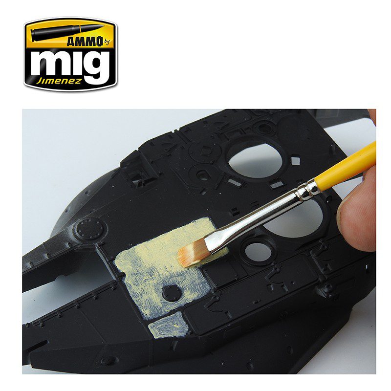 AMIG2033 ANTI-SLIP PASTE - SAND COLOR FOR 1:35 AMMO MIG - immagine 6
