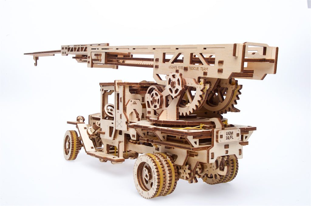 CAMION DEI POMPIERI - FIRE TRUCK UGEARS UG0310 - immagine 2