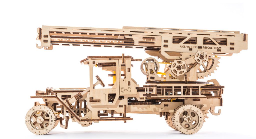 CAMION DEI POMPIERI - FIRE TRUCK UGEARS UG0310 - immagine 3