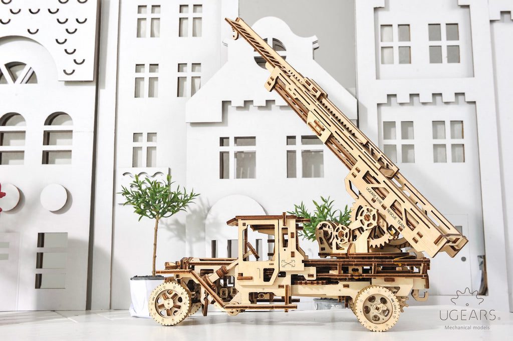 CAMION DEI POMPIERI - FIRE TRUCK UGEARS UG0310 - immagine 7