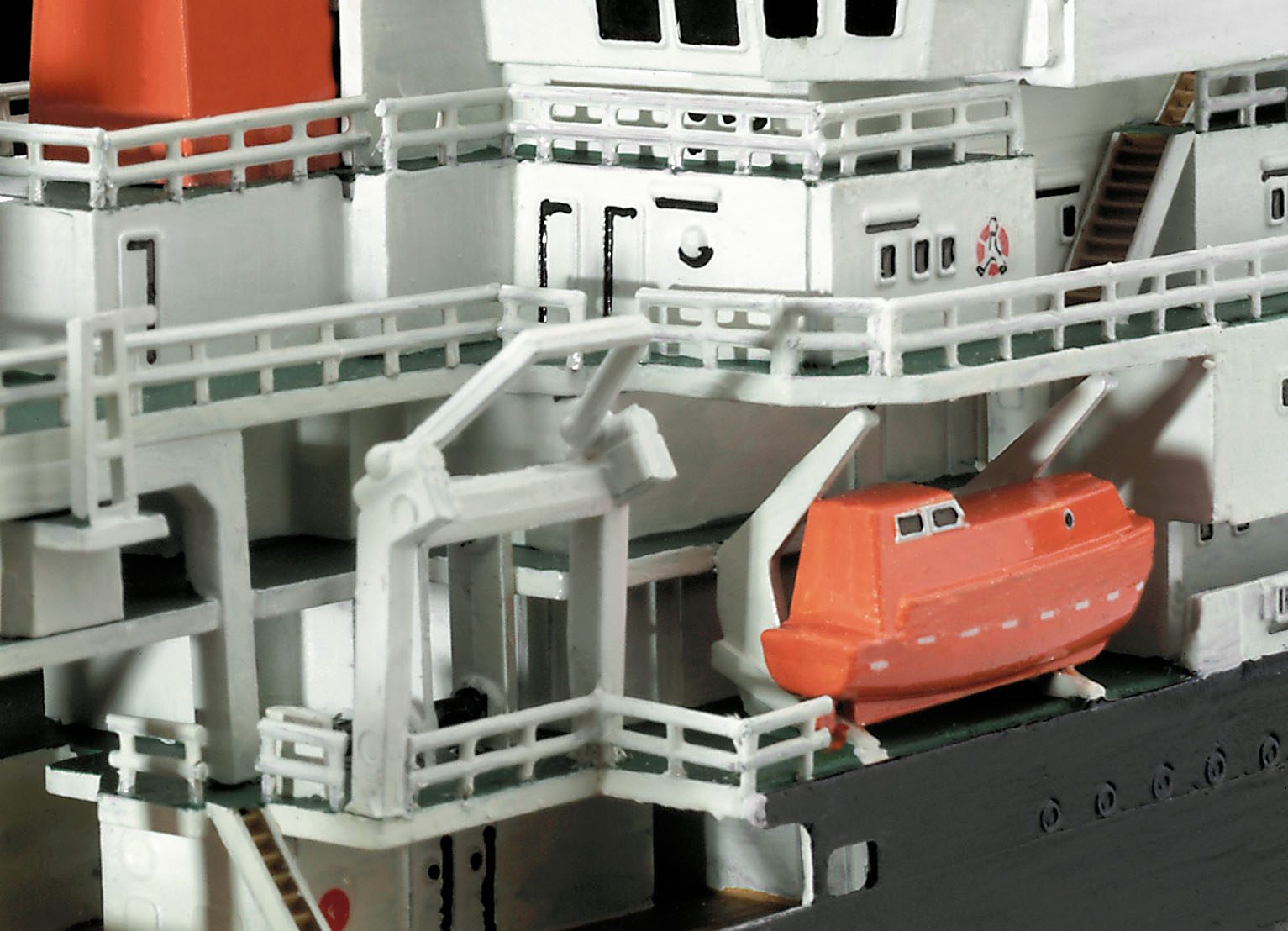 German Research Vessel Meteor scala 1:300 REVELL 05218 - immagine 5