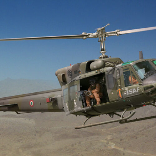 BELL AB 212 / UH 1N scala 1:48 Italeri 2692 + COLLA OMAGGIO