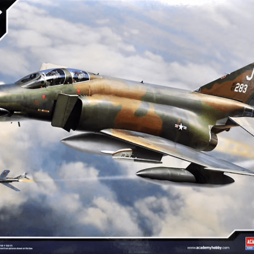 USAF F-4E Vietnam War scala 1:35 ACADEMY 12113 + COLLA OMAGGIO