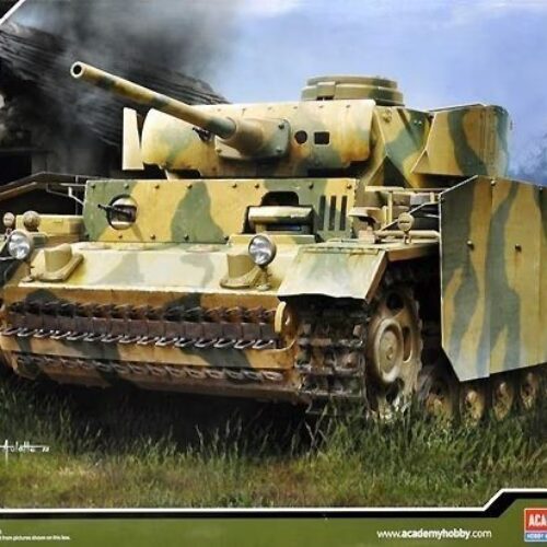 German Panzer III Ausf.L "Battle of Kursk" scala 1:35 ACADEMY 13545 + COLLA OMAGGIO