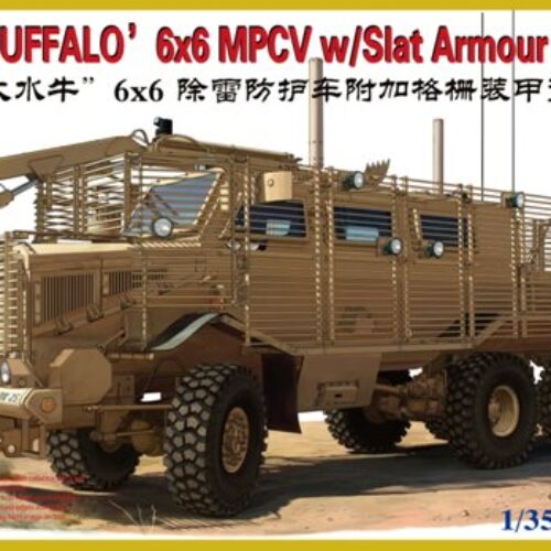 “Buffalo” 6×6 MPCV with Slat Grill Armor Version scala 1:35 BRONCO MODELS CB35101 + COLLA OMAGGIO