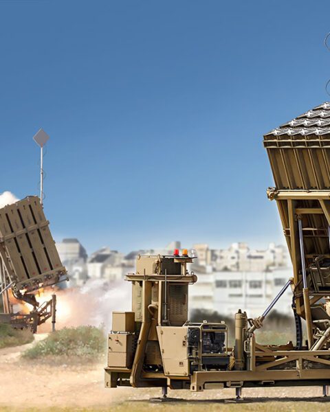 01092 - Iron Dome Air Defense System scala 1:35 TRUMPETER + COLLA OMAGGIO