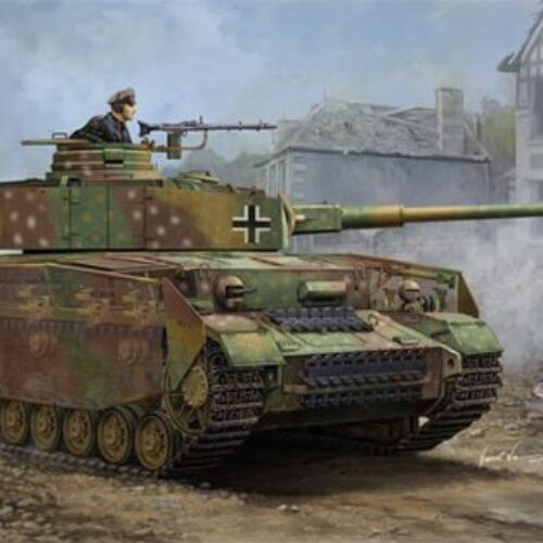 Trumpeter WWII German Medium Tank Pzkpfw IV Ausf.J 1/16