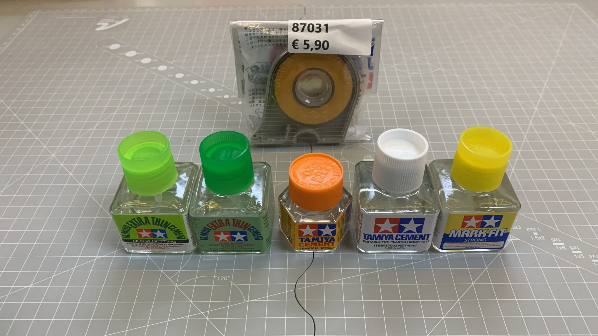 Kit Modellismo Statico Tamiya: Cement, Mark Fit Strong, Nastro