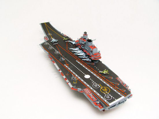 Admiral Kuznetsov, 05606, 1:350, Trumpeter - immagine 16