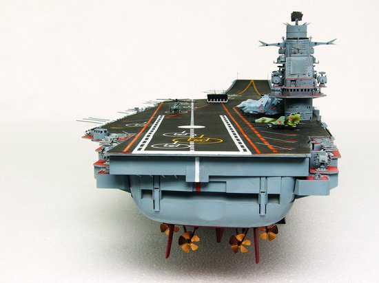 Admiral Kuznetsov, 05606, 1:350, Trumpeter - immagine 14